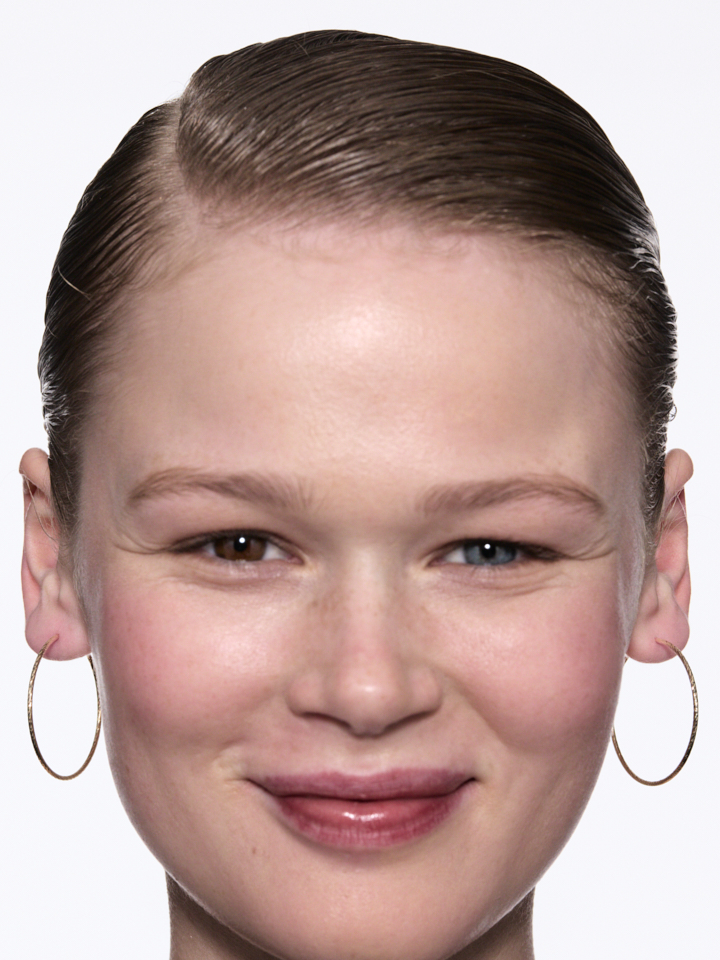 Liv Hoop | Maria Black