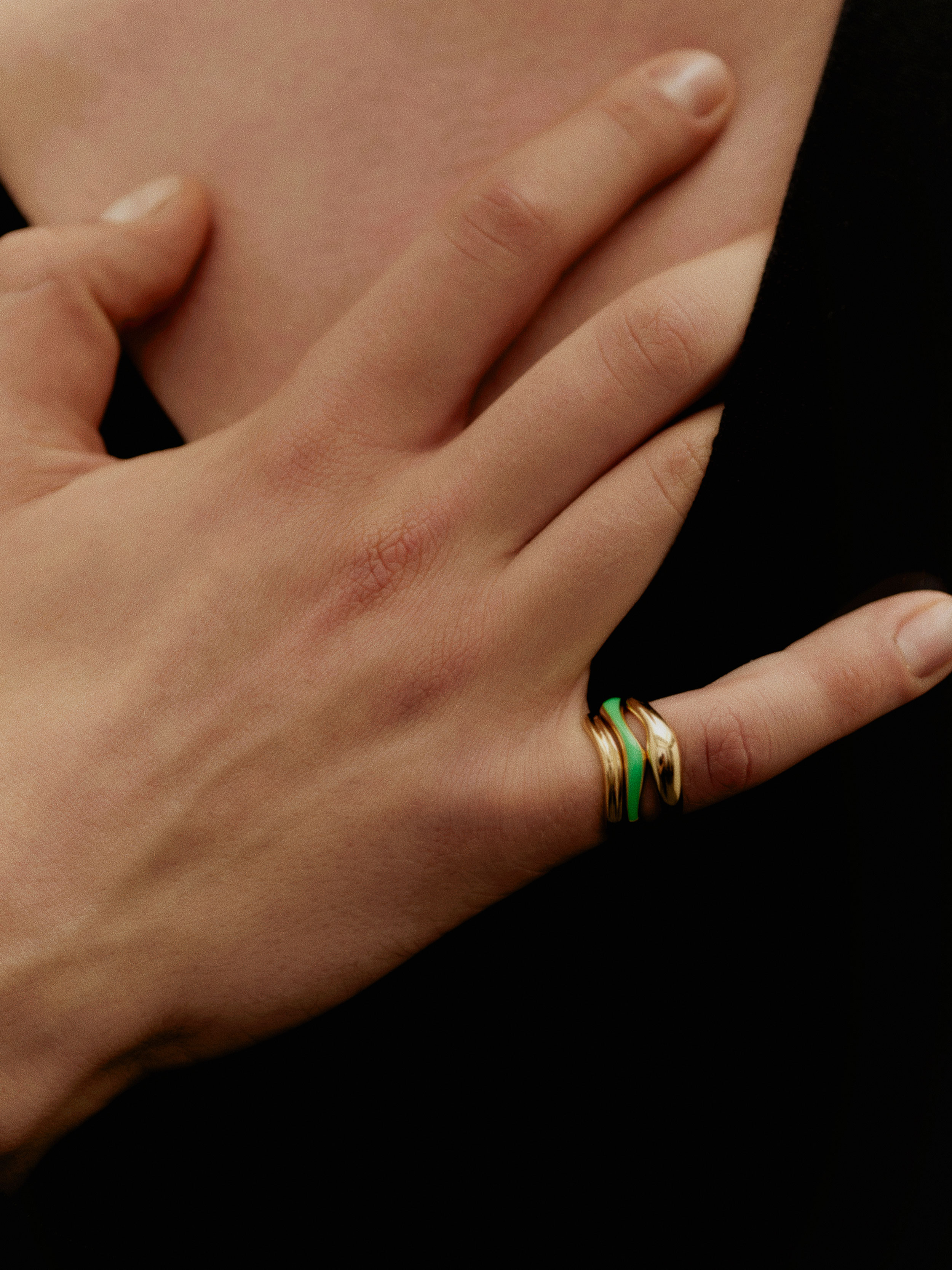 Aura Neon Green Ring