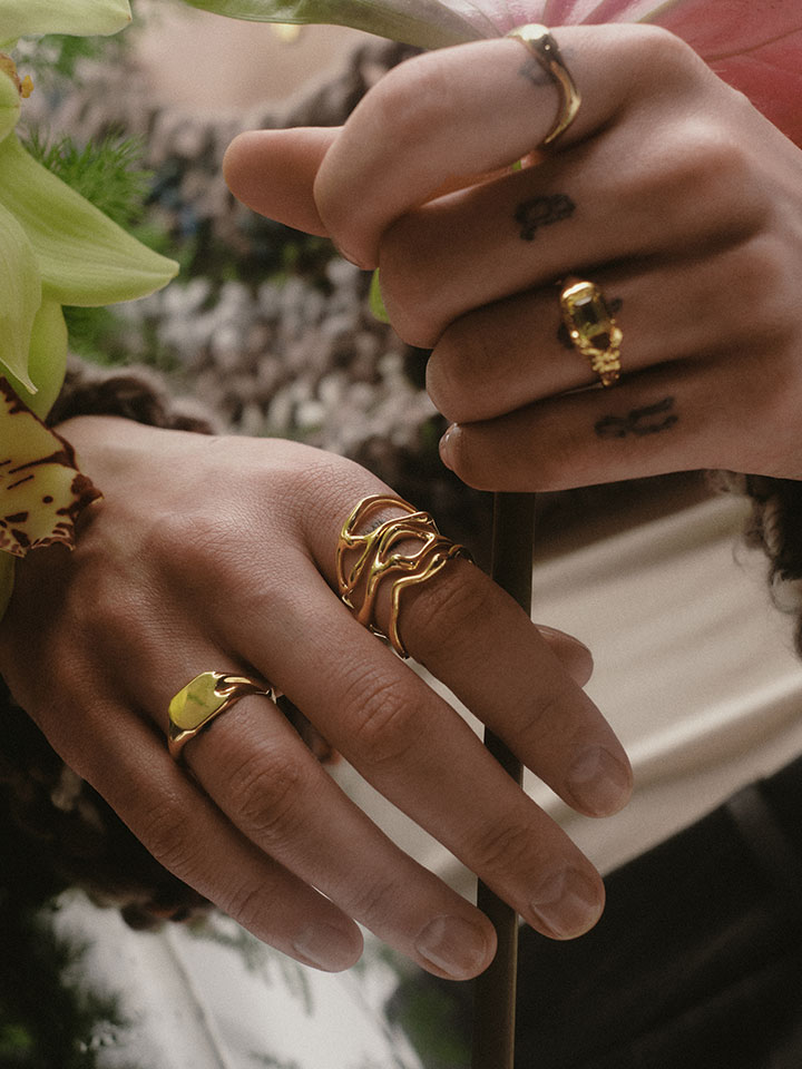 Morvi Brass 24KT Gold Covered Real Square Shape, Gold Look, Audi Logo  Design, Fashion Finger Ring Jewellery For Men Alloy Gold Plated Ring Price  in India - Buy Morvi Brass 24KT Gold