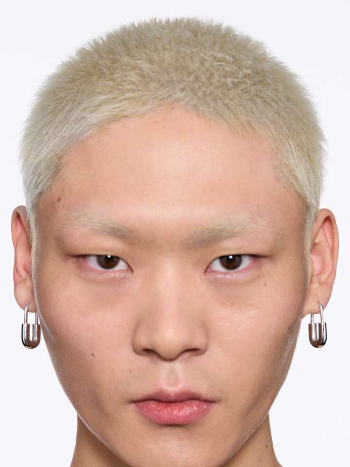 【yonc】マリアブラック　Schlesi Pierced Silver Maria Black - Schlesi Earring in Silver – Stoy