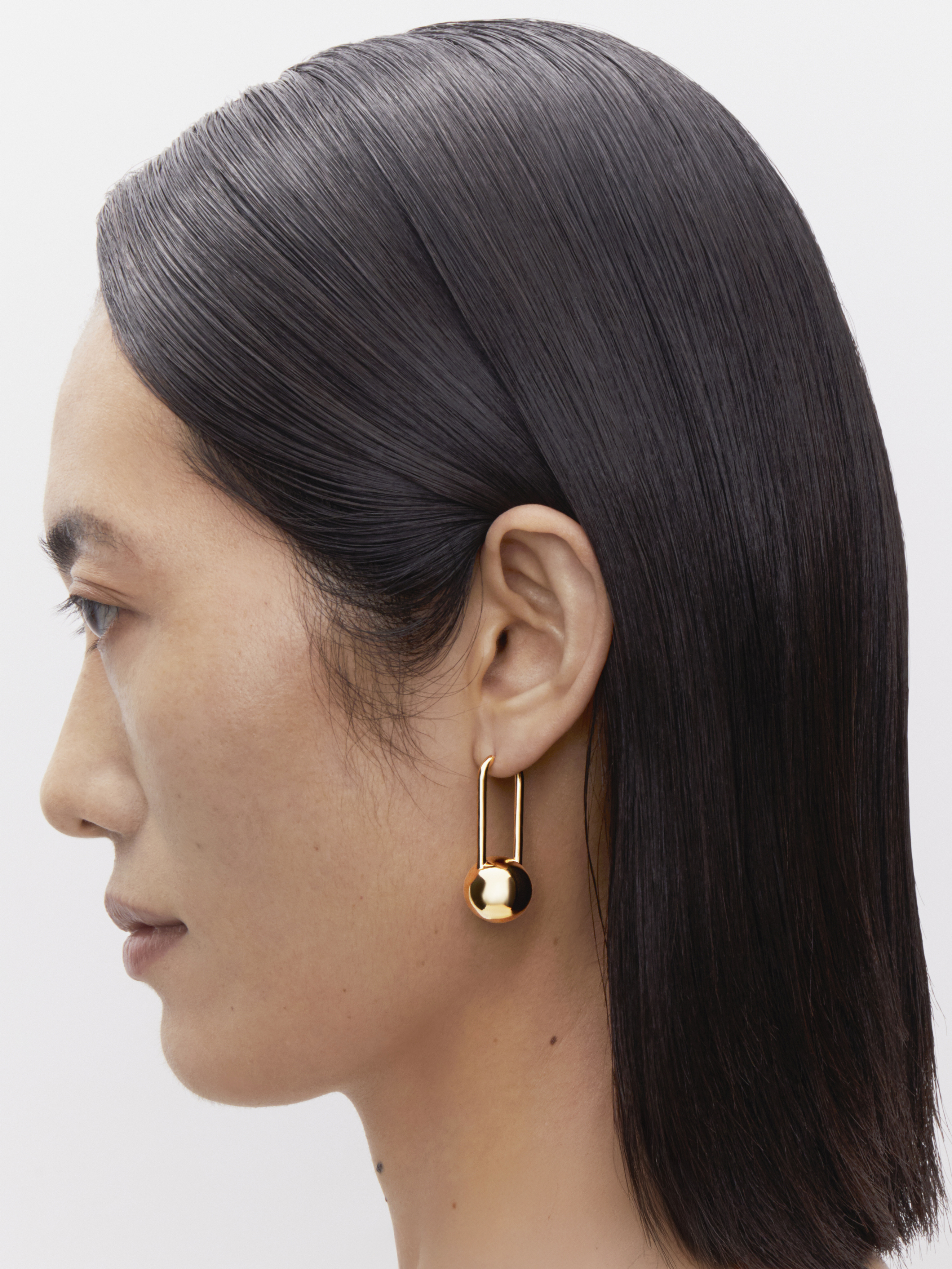 【yonc】マリアブラック　Schlesi Pierced Silver yonc】マリアブラック Schlesi Pierced Silver MARIA BLACK